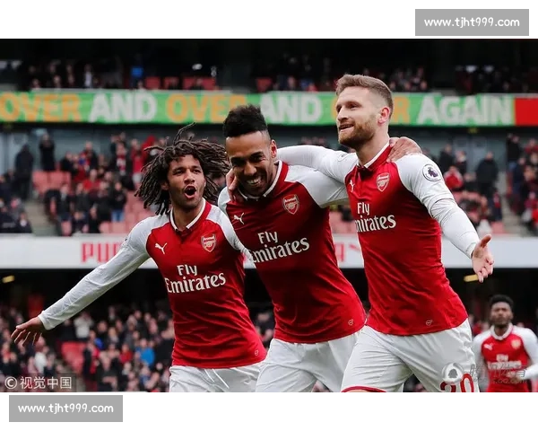 门兴与杜塞激战焦点解析：两队争胜走势全面前瞻形势动态深度解读